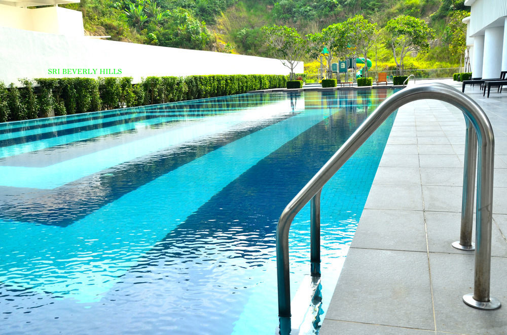 Sri Beverly Hills Near Klia & Klia2 & F1 Nilai Exterior foto